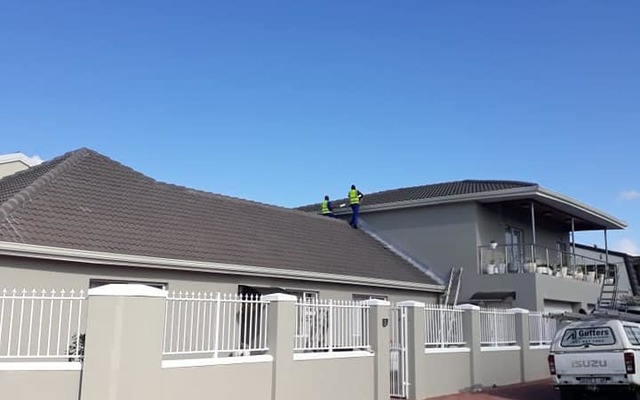 a1_gutters_seamless_aluminium_gutters_1562856151