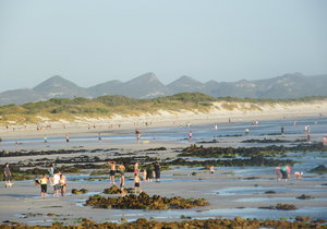 Strande bied verligting