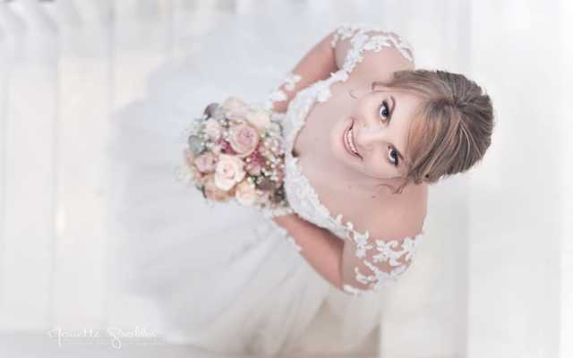 monette_bridal_studio_3_1566228024