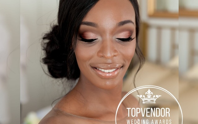 1monette_bridal_studio_top_vendor_awards_1566396708
