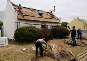 Sakkie & Saartjie Cottages "Crowned" With New Thatch Roofs