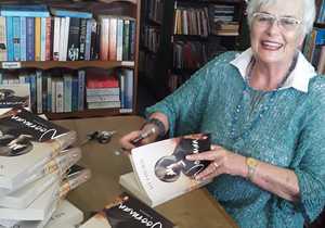 SD Fourie Signs Her Book 'Noorman'