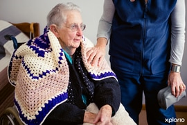 Tips for reducing loneliness in elders this festive season
