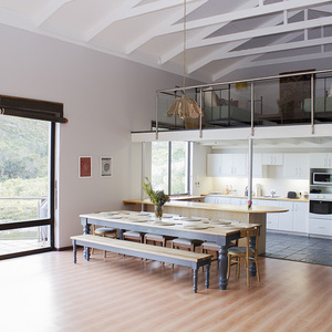 stanford_accomodation_goodwill_mountain_farm_open_plan_kitchen_1532699816_1575030286