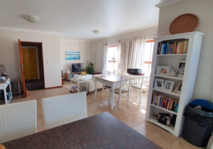 R995,000 | 1 Bedroom Flat For Sale in Sandbaai