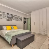 Huis Swart - Tip of Africa Creations - Agulhas/Struisbaai