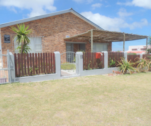 3 Bedroom House For Sale In De Kelders
