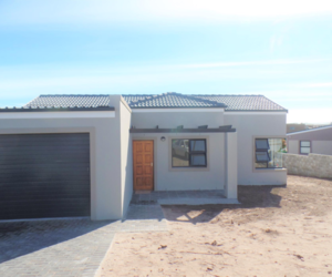 3 Bedroom House For Sale In Perlemoenbaai