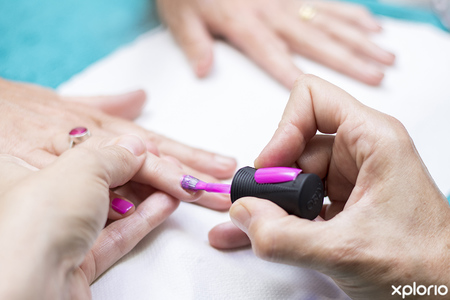 pringle_bay_salons_barefoot_and_beautiful_funky_colours_for_nails_1583219003