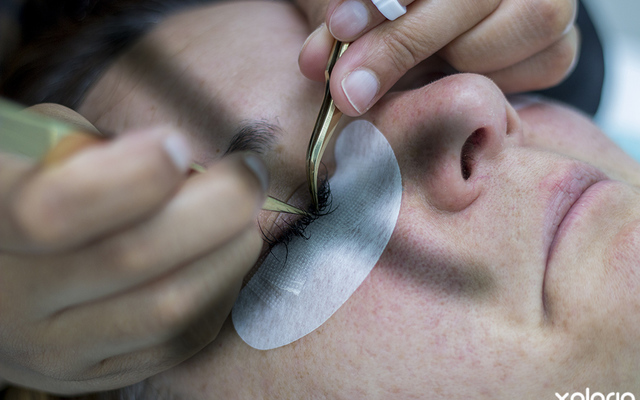 pringle_bay_beauty_salon_hair_at_pringle_by_salaama_thomas_seperating_each_lash_1574256838_1583757903