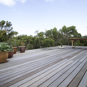 kleinmond_home_construction_banwell_homes_deck_without_side_bars_1536330548_1588917104