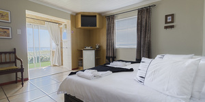 gansbaai_accommodation_on_the_rocks_bead_and_breakfast_leopard_room_1556110578_1595230158