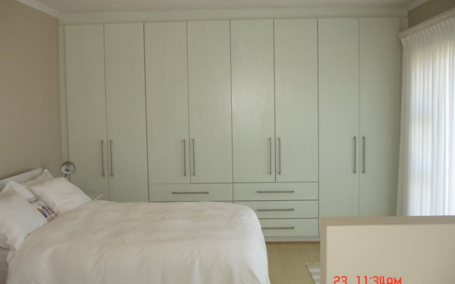 seeff_bedroom_1598359701