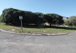 825 m² Vacant Land For Sale In Kleinbaai - R230,000