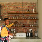 pringle_bay_businesses_happy_homes_hangklip_cleaning_glasses_1571212699_1605883124