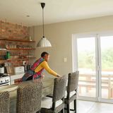 pringle_bay_businesses_happy_homes_hangklip_wiping_counter_1571212799_1605883130