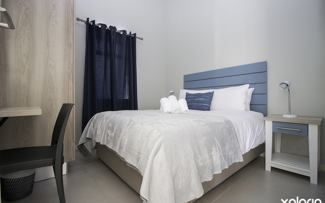 kleinmond_accommodations_kleinmond_lodge_standard_double_room_1552393327_2__1606311980