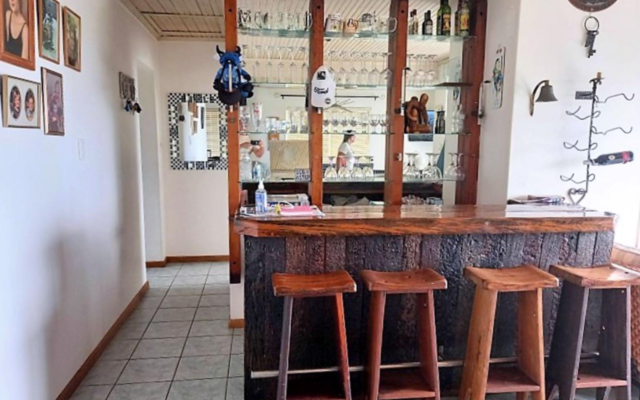 3_bedroom_bar_1617109489