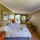 Retreat Accommodation - Bodhi Khaya Nature Retreat - Xplorio™ Gansbaai