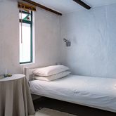 Inner Cloisters Rooms - Bodhi Khaya Nature Retreat - Xplorio™ Gansbaai