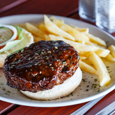 Burger & Chips - Die Wielhuis - Xplorio™ Gansbaai