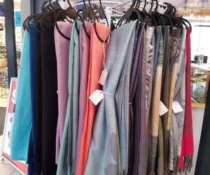 Scarves, Pashminas and Cashmeres