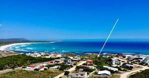 R2,750,000 | 1,086m² Vacant Land For Sale in Pearly Beach