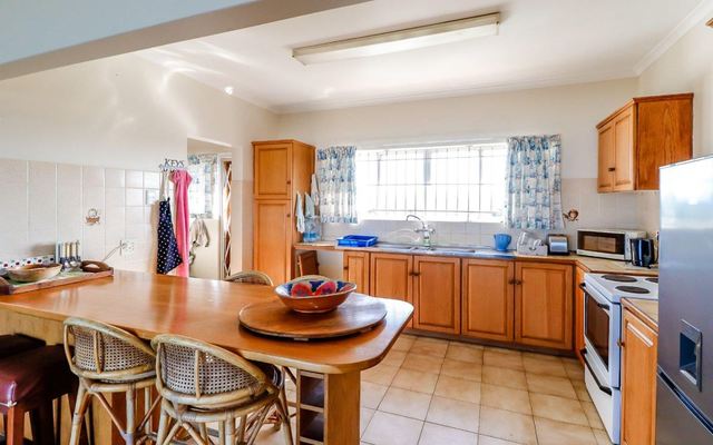 farm_kitchen_1624357904