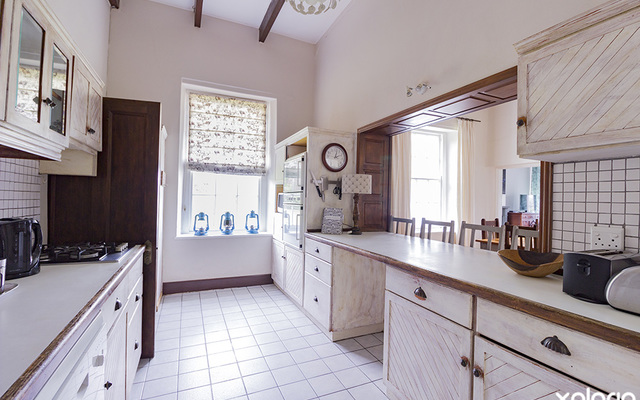 stanford_stanford_hills_manor_house_kitchen_1608209160_1_1625043037