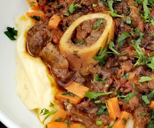 Osso Bucco with Mashed Potatoes