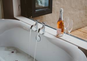 Dates Available in August 2021