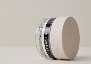 ⁣Our Fruit Acid Peel