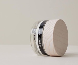 ⁣Our Fruit Acid Peel