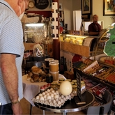 Deli-ness (adjective), often qualified with ‘essential’. When you are look for the unusual, finding it is essential...and you do! Dal-Italia, creating an exclusive shopping and dining experience, at the red house on Aberdeen in Hermanus - Dal-Italia Delicatessen - Xplorio™ Hermanus