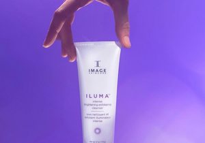 IMAGE ILUMA Intense Brightening Exfoliating Cleanser