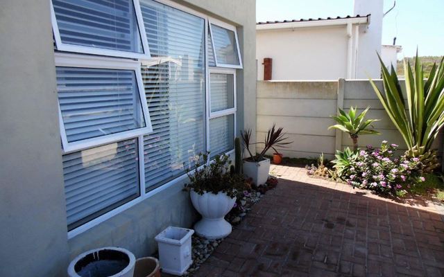 1_bed_garden_1646396370