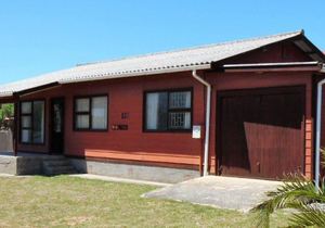 R1,350,000 | 3 Bedroom House for Sale in Pearly Beach