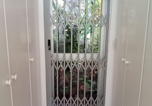 Safety Barriers / Security Solutions