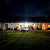 Groenvy Farmhouse Exterior - Beloftebos Farm Cottages - Xplorio™ Stanford