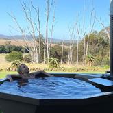 Groenvy Farmhouse Hot Tub - Beloftebos Farm Cottages - Xplorio™ Stanford