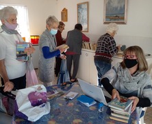 Hermanus Library Extends Services to Retirement Villages