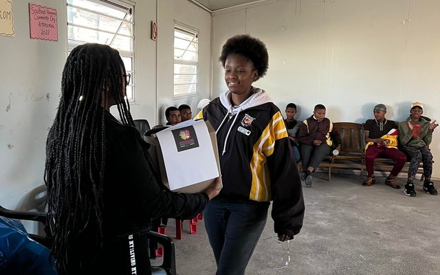 Gift Giving - Designers Without Borders South Africa - Xplorio™ Grabouw