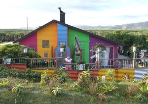 Pearly Beach se ‘Smartieboks-Huis’