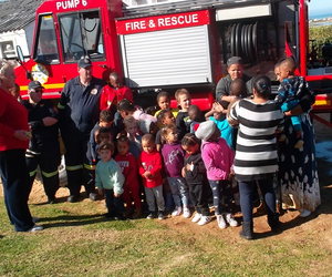 Volunteer Firefighters visited the Pikkewyntjies!