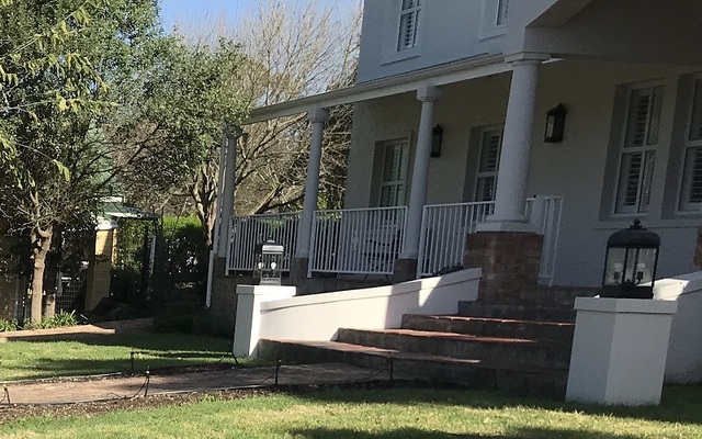 Custom balustrade and palisade