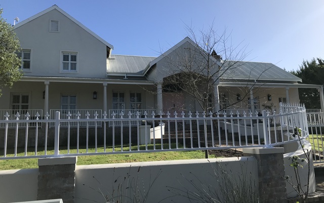 Custom balustrade and palisade