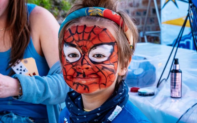 Face painting - Beyond Black Mountain - Xplorio™ Caledon Face painting - Beyond Black Mountain - Xplorio™ Caledon