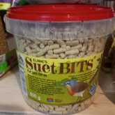 Suet Bits for Wild Birds - The Pet Grocer - Xplorio™ Gansbaai