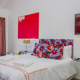 Room Three Main Bed - Fijnbos Manor - Xplorio™ Betty's Bay