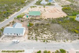 R575,000 | 800m² Vacant Land For Sale in Struisbaai